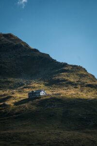 kajetan-sumila-HBqT9dJI2Ok-unsplash